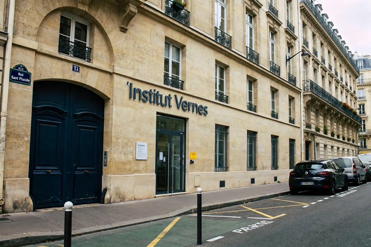 Institut Vernes à Paris : prise de rendez-vous en imagerie médicale